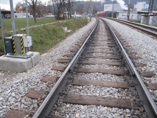 Geluidsreductie smeersysteem CL E1 ws Smeersysteem voor spoorstaven ten behoeve van geluidsreductie en verminderde slijtage spoor. (CL-E1 ws)